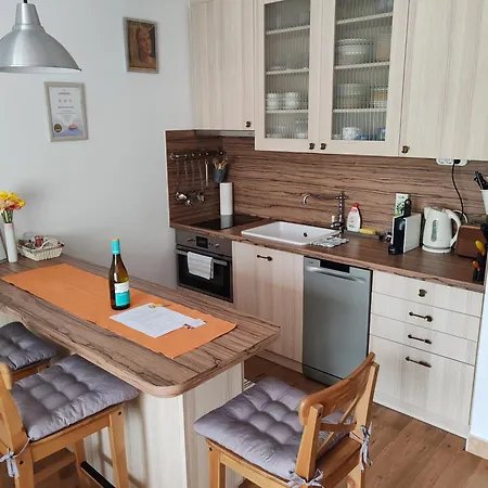Beatrix Apartment Balatonoszod